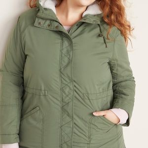 Old Navy water-resistant hooded sherpa-lined parka